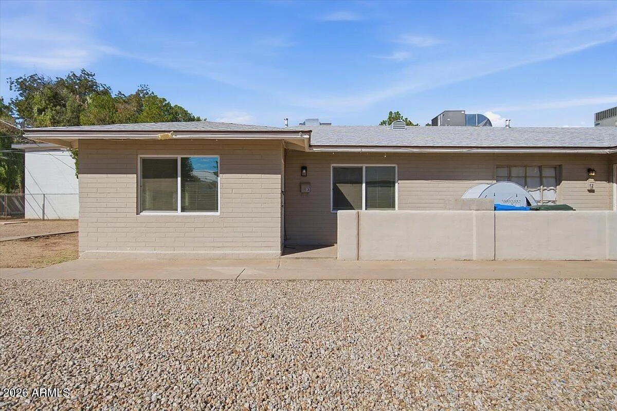 2 bed, 1.0 bath, 900 sqft, $1,395 — Photo 3