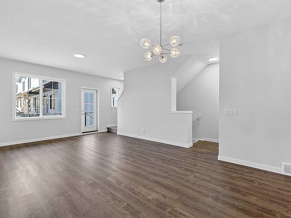 5th image of 40 W Creekside Way SW #103