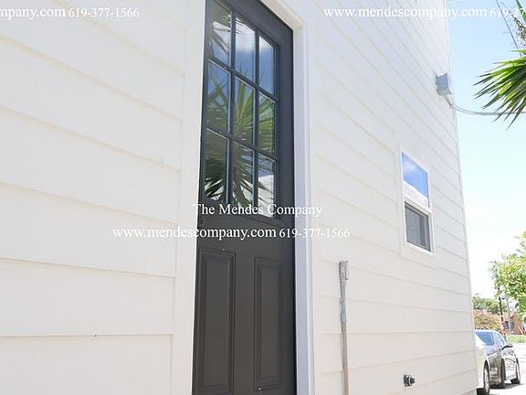 2nd image of 4627 Texas St