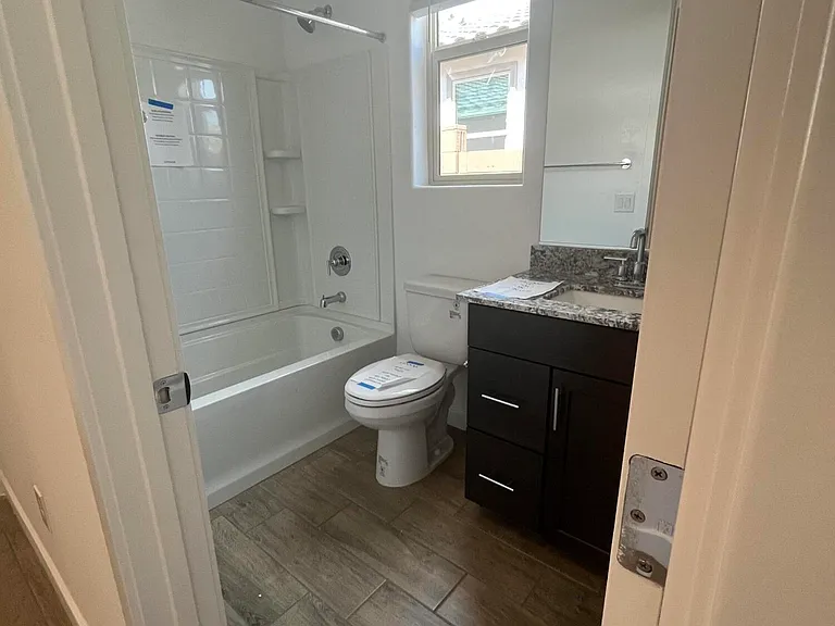 11148 W Parkway Dr — Photo 8
