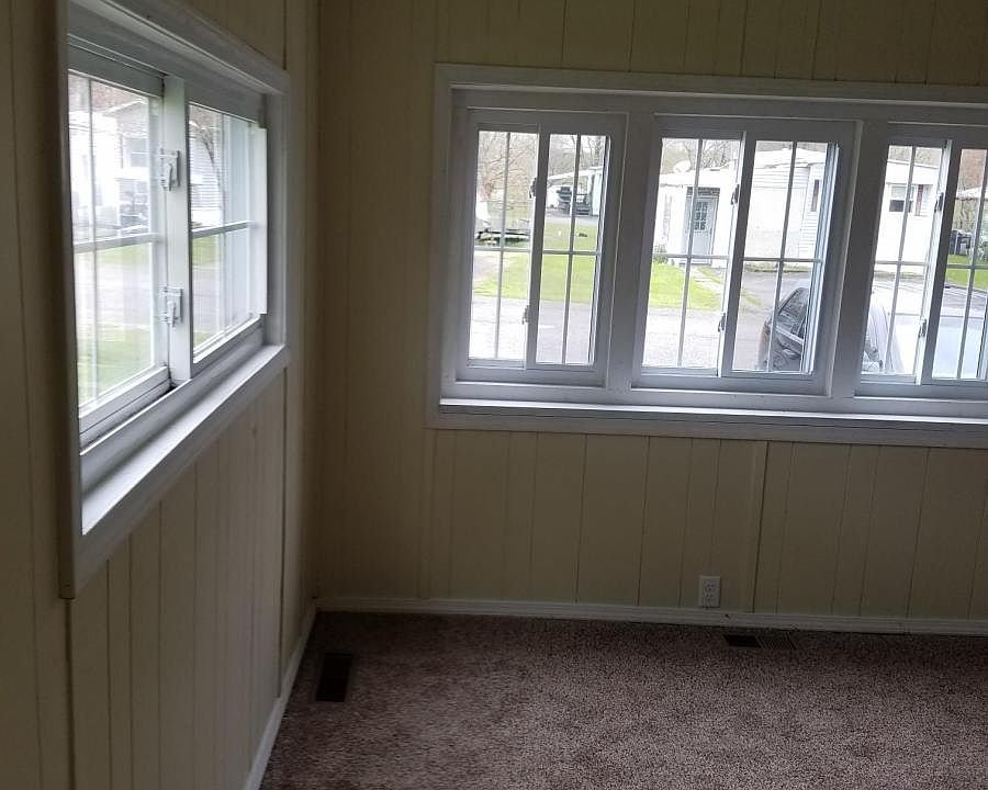 1st image of 143 Terrace Dr #143