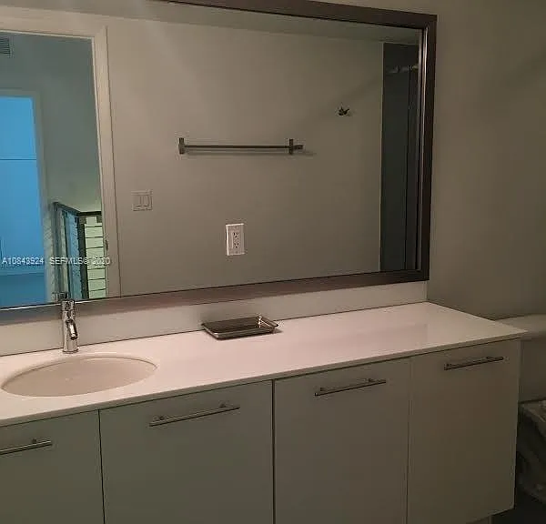 92 SW 3rd St #503 — Photo 12