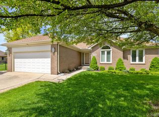 17727 Clover Hill Dr, Macomb, MI 48044