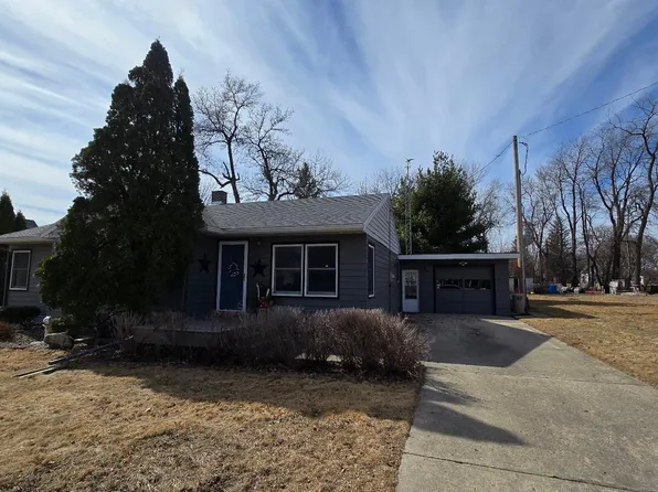 314 Evenson St, Emmons, MN 56029