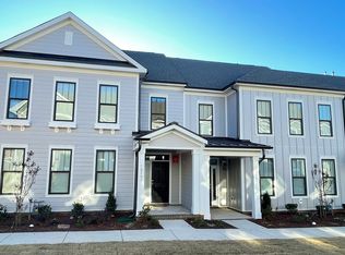 10216 Meeting House Dr NW, Huntersville, NC 28078
