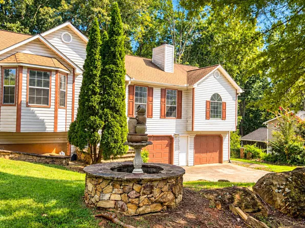 409 Fairington Ln, Canton, GA 30115