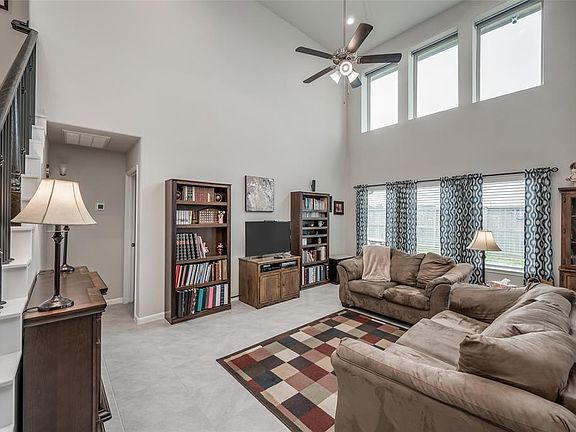 4th image of 3034 Vales Point Dr