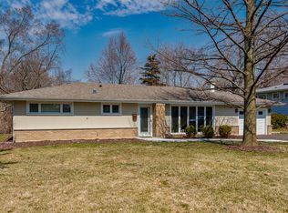 2020 N Washington St, Wheaton, IL 60187