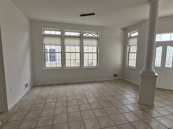 3rd image of 6 Saint Andrews Road