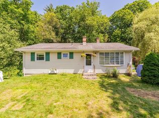 121 East St, Southampton, MA 01073