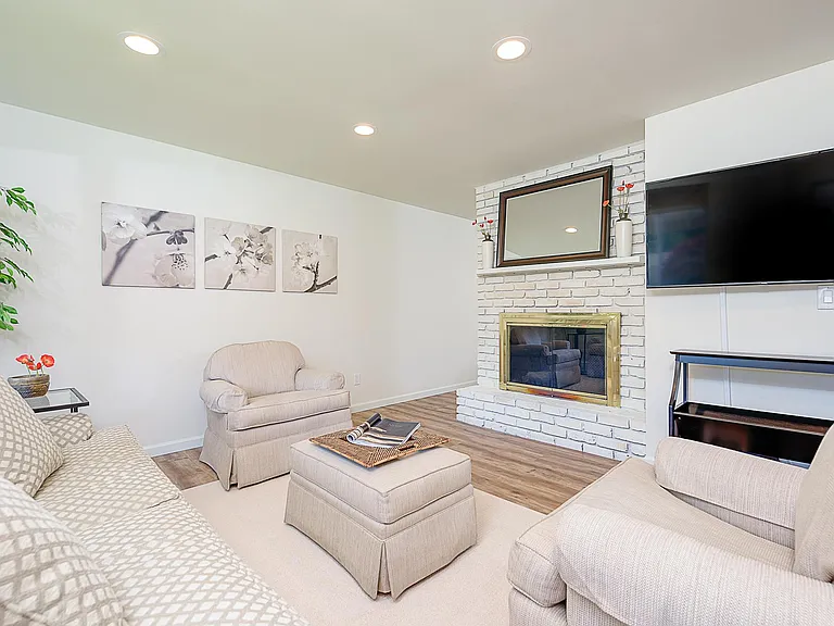 11428 NE 97th St — Photo 7