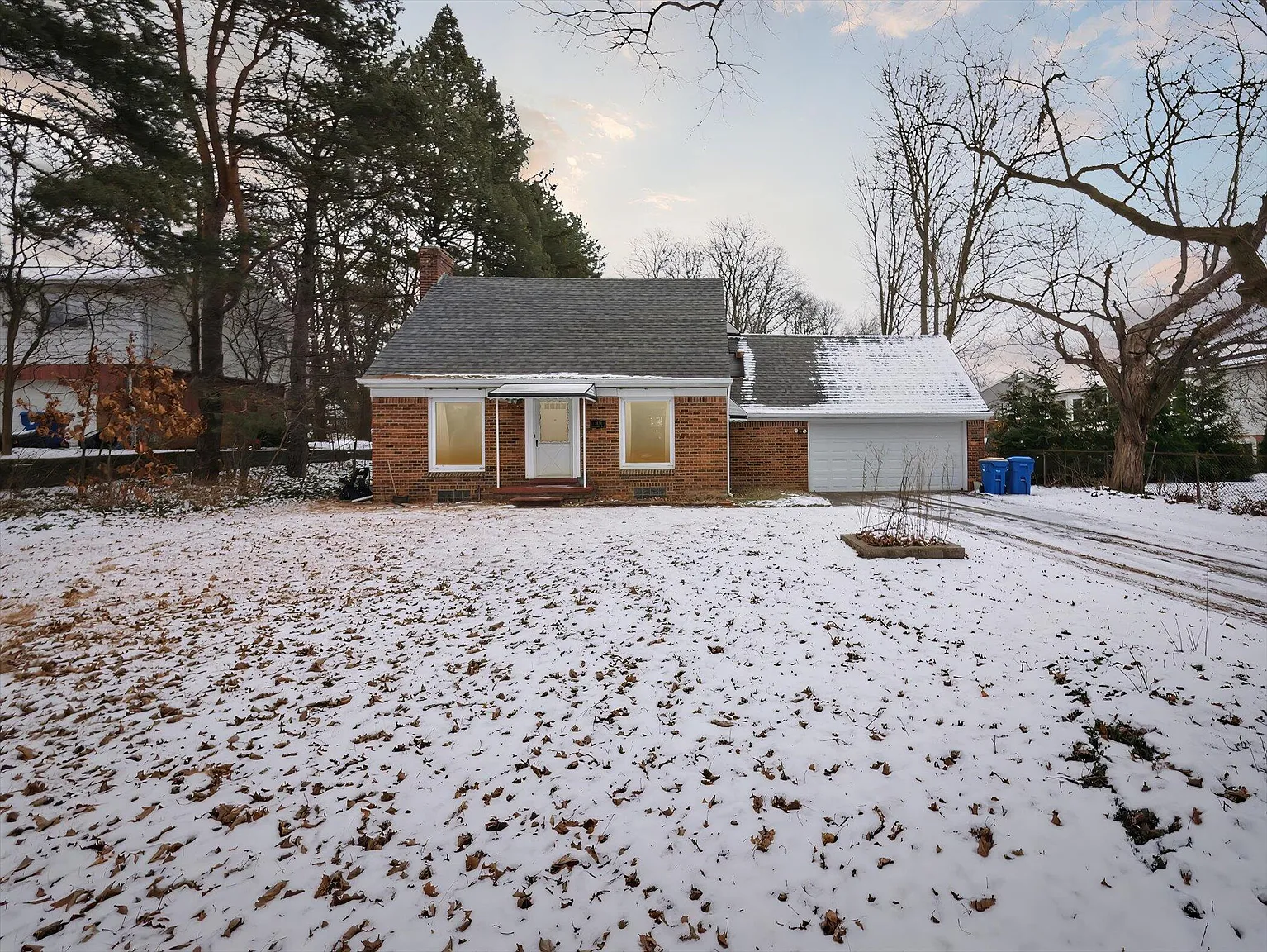 3838 Clintonville Rd photo 1
