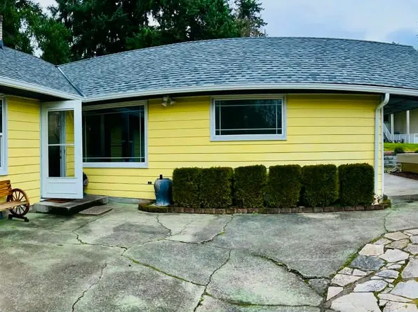 7324 S 131st Court, Seattle, WA 98178