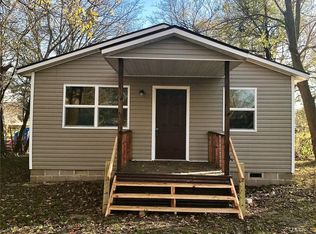 327 W 3rd St, Ada, OK 74820