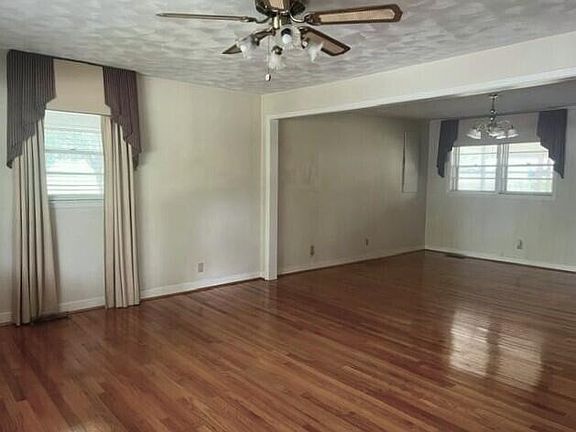 4th image of 268 Virginia Ave