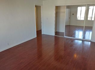 801 S Gramercy Dr #304, Los Angeles, CA 90005