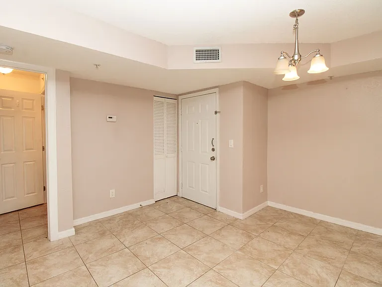 1260 Wildwood Lakes Blvd #104 — Photo 11