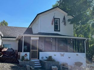 123 Rebel Hill Rd, Canyon City, OR 97820