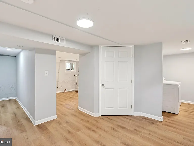 29 W Elm Ave — Photo 20