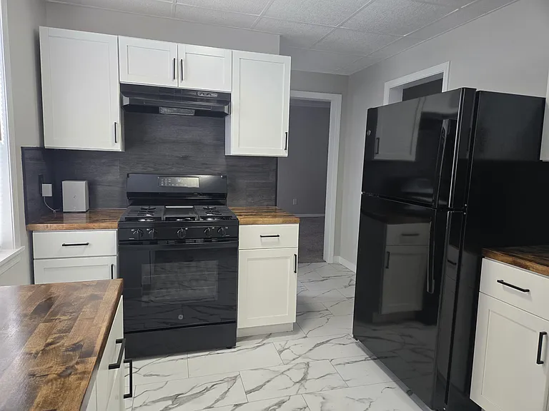 621 Geiger Ave SW — Photo 5