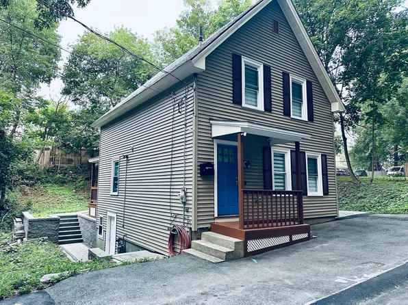 112 Hazel St, Fitchburg, MA 01420