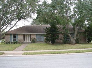6337 Senators Ct, Corpus Christi, TX 78413
