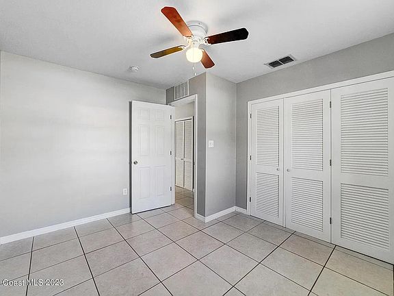 5th image of 110 Vine St