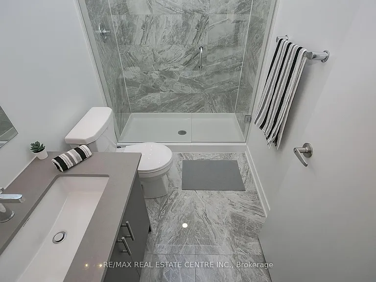 3556 Colonial Dr #4 — Photo 24