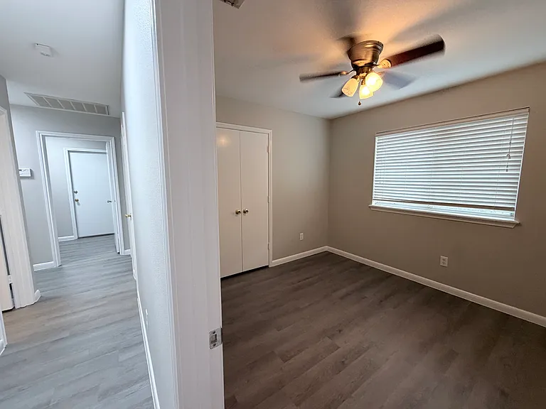 3109 Saskatchewan Dr — Photo 15