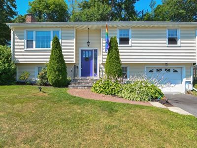 2 Edgewood Rd, Milford, MA, 01757