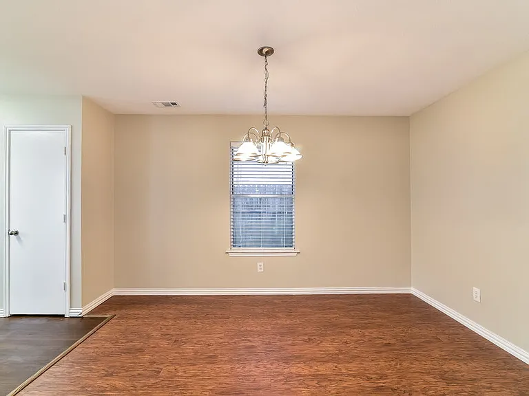 9010 Walworth Dr — Photo 15