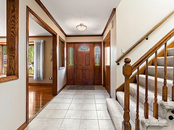 4th image of 14372 Lakewood Ln