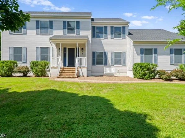 6 Matrick Ct, Hillsborough Twp., NJ 08844