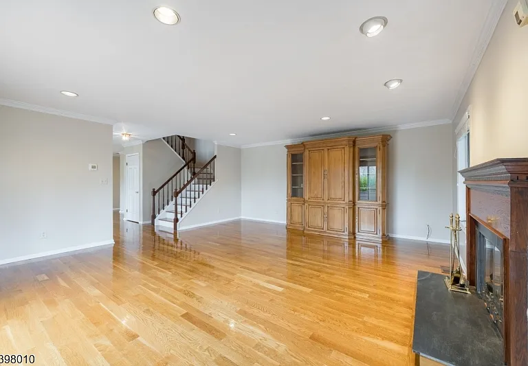 1 Avery Ct — Photo 9