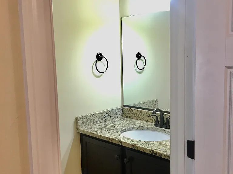 124 Capital St #1 — Photo 23
