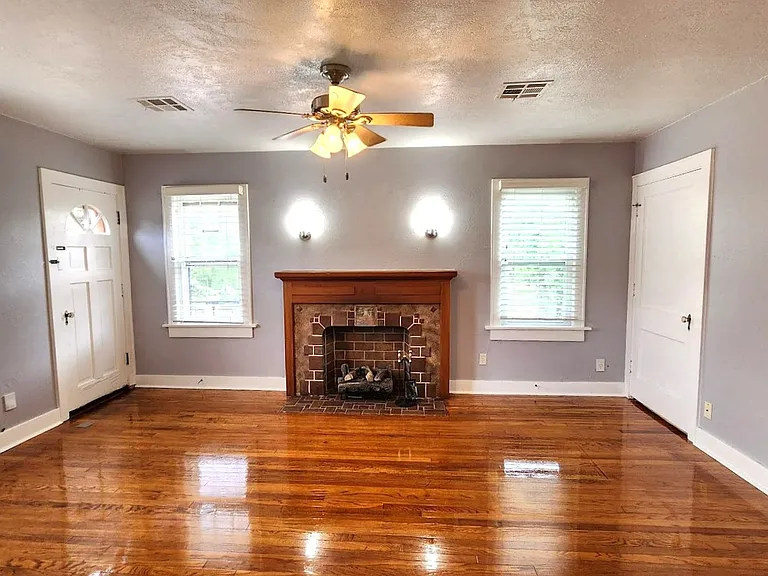 1403 N Miller Blvd — Photo 7