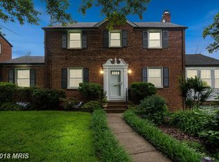 9505 Saint Andrews Way, Silver Spring, MD 20901