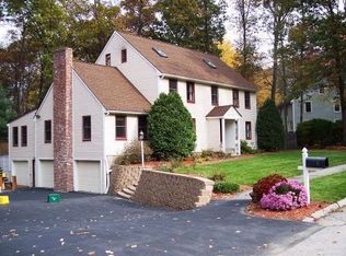 11 Lisa Dr, Nashua, NH 03062