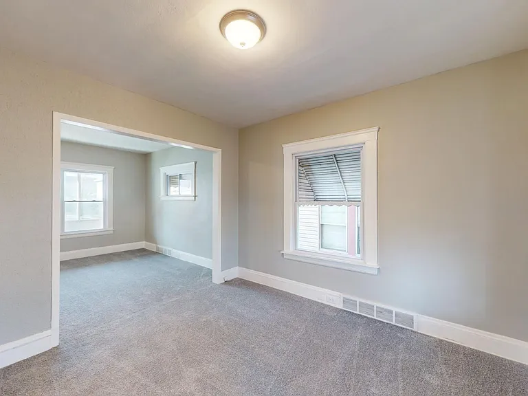 3065 W 105th St — Photo 18