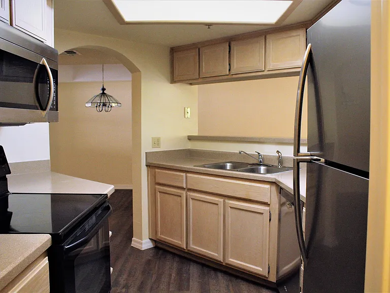 5104 N 32nd St #214 — Photo 1