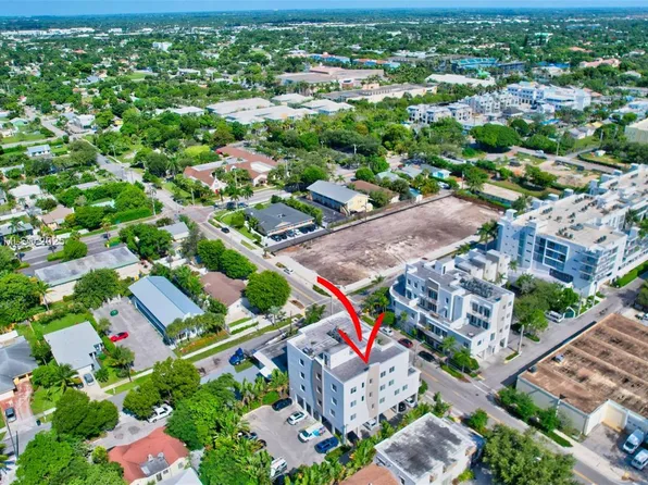 110 SE 2nd St APT 203, Delray Beach, FL 33444