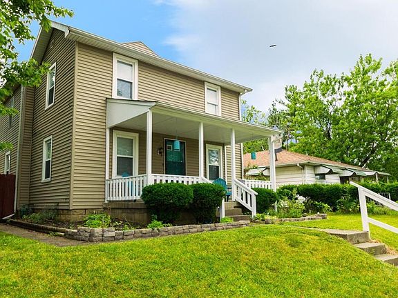 4th image of 3381 Woodlawn Ave
