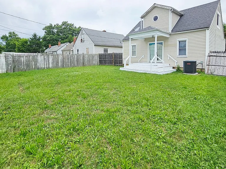 1191 Duxberry Ave — Photo 30
