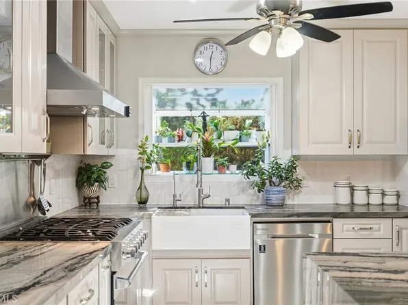 4963 Haskell Ave, Encino, CA 91436