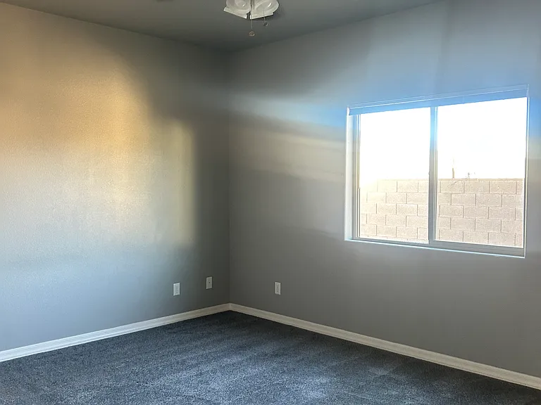 3025 N Evans St — Photo 11