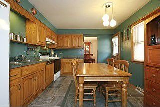 Kitchen / Breakfast Room