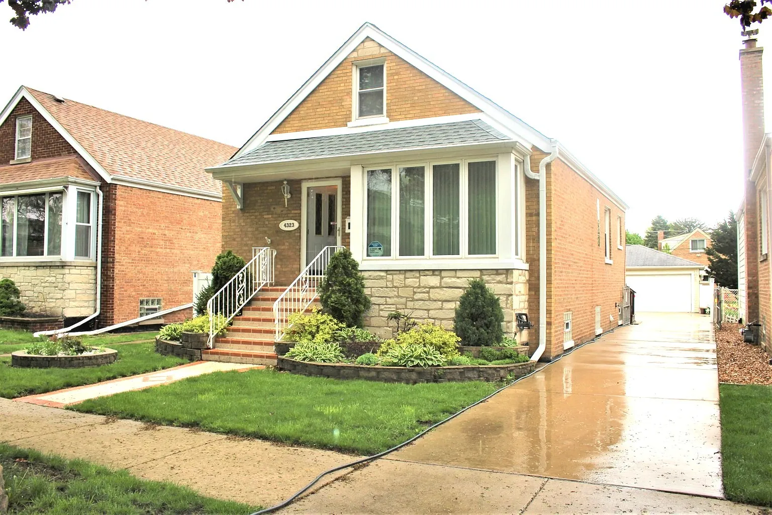 4323 Clinton Ave photo 1
