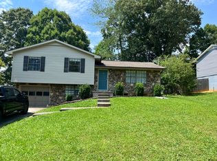 7621 Hawthorne Dr, Knoxville, TN 37919