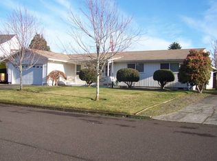 2965 Greenbriar St, Reedsport, OR 97467