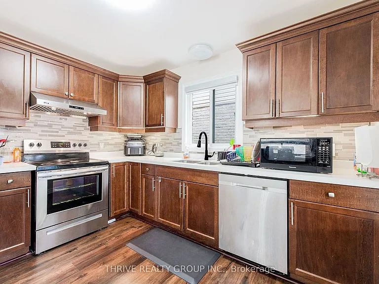1737 Mickleborough Dr #UPPER — Photo 7